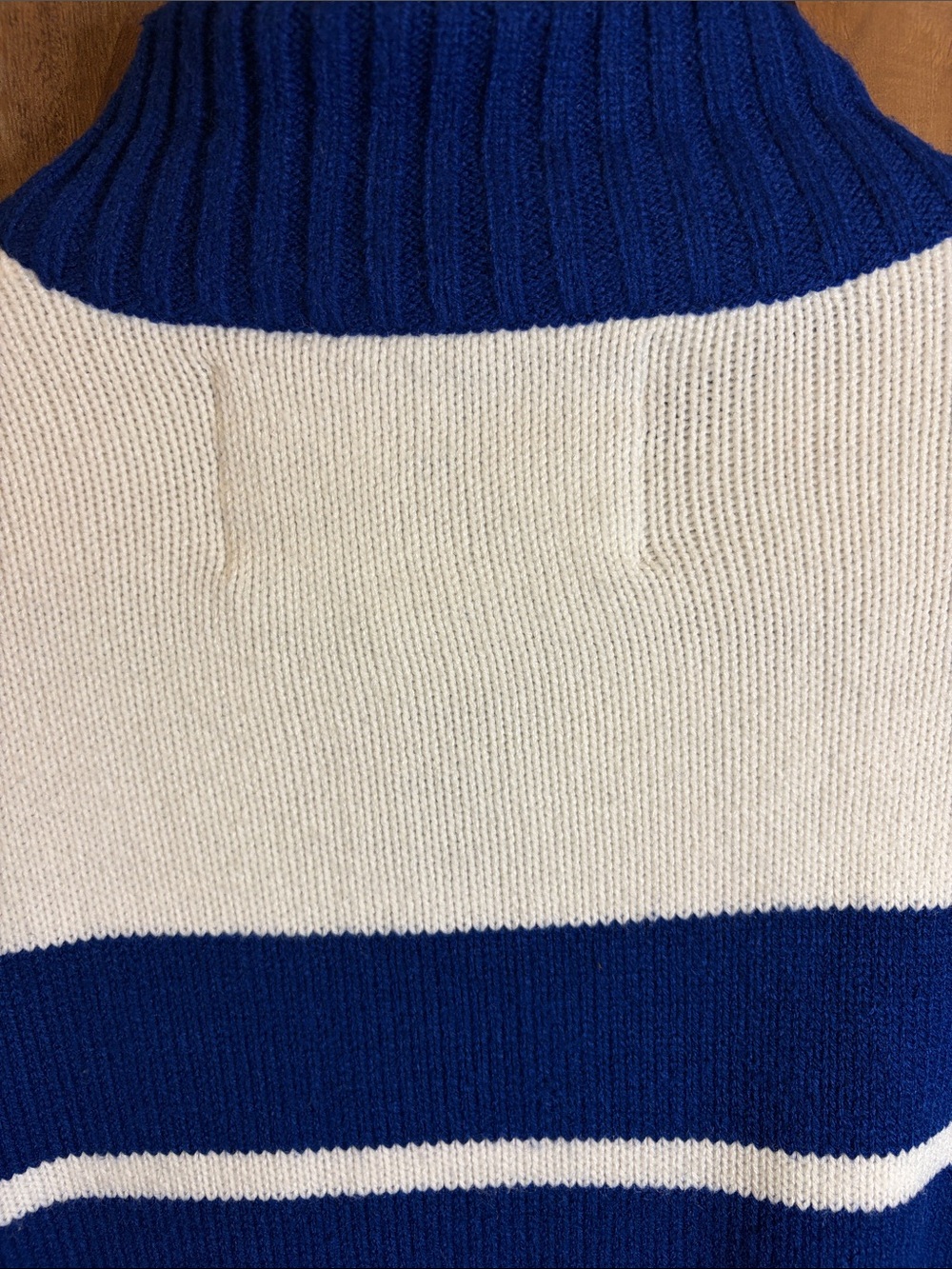 Vintage Toronto Maple Leafs NHL Licensed Ilanco Full-Zip Knit Sweater SIZE LARGE - Picture 10 of 10
